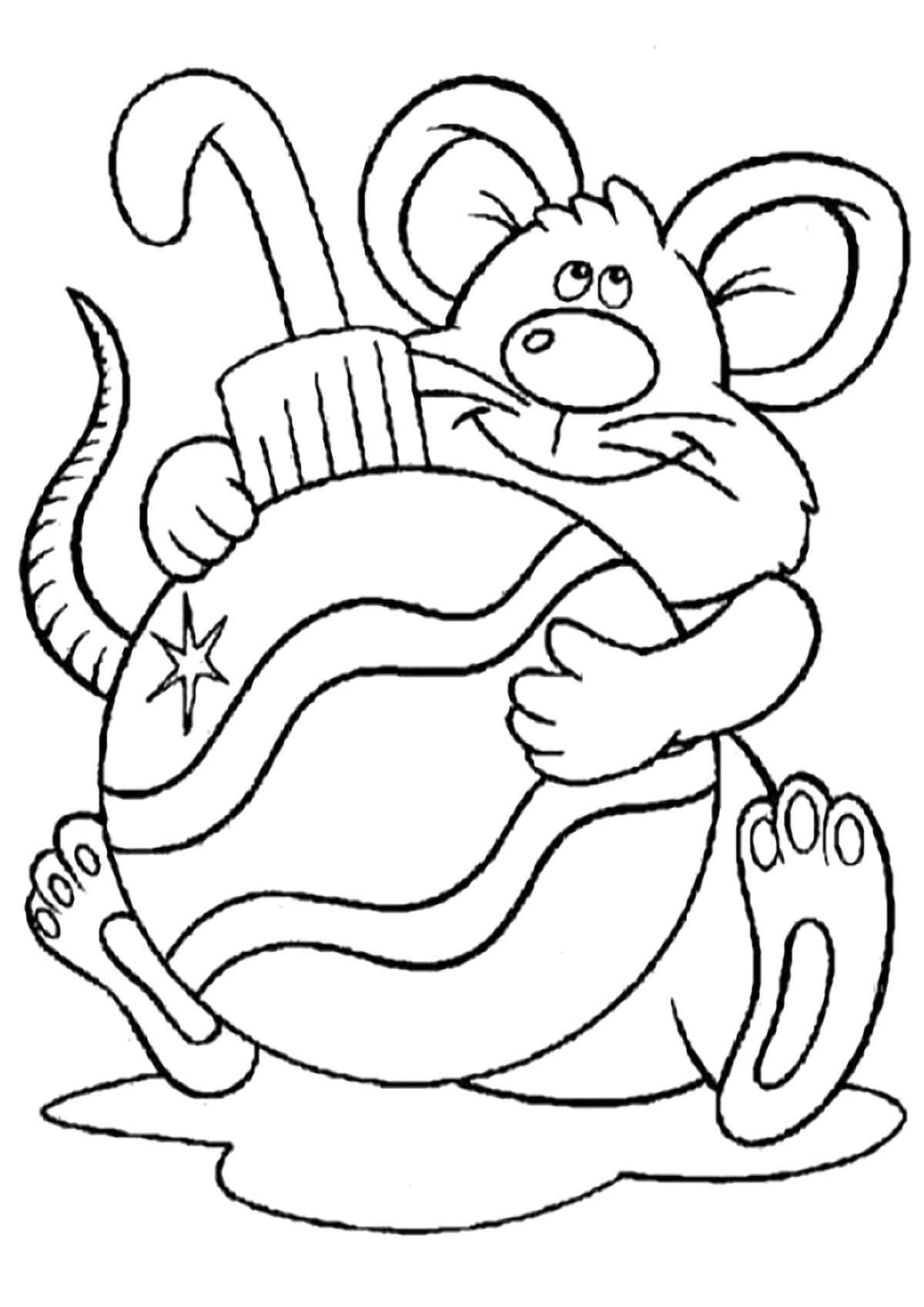 The Little Mouse is Also Preparing For Christmas Coloring Page